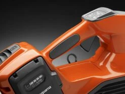 Husqvarna Akku-Blasgerät 525iB Mark II 13 Husqvarna Akku-Blasgerät 525iB Mark II -Gartengeräte Geschäft Ergonomischer Griff