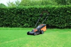 Yardforce LM C33 - Akku-Rasenmäher 20V