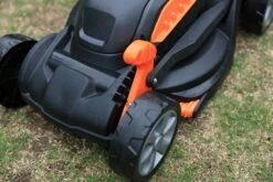 Yardforce LM C33 - Akku-Rasenmäher 20V -Gartengeräte Geschäft LM C33 4