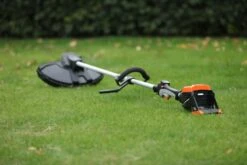 Yardforce LT G33AW - Akku-Motorsense 40V