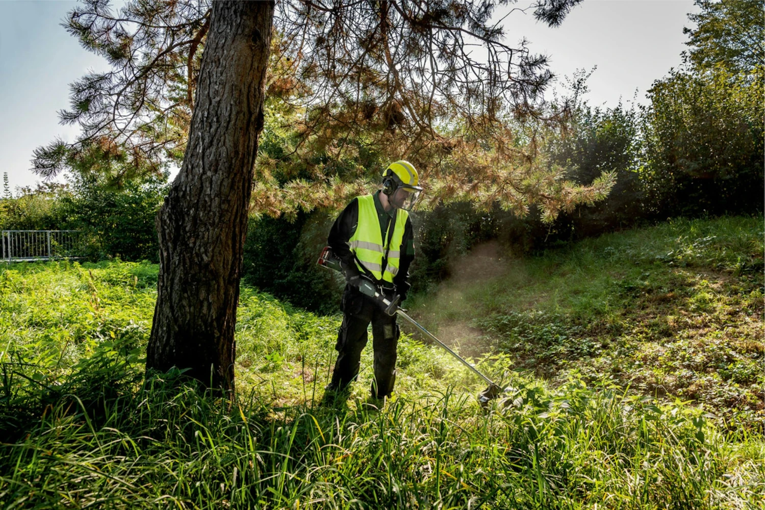 Metabo Akku-Freischneider FSD 36-18 LTX BL 40 Rundgriff Ohne Akku, Ohne Ladegerät 2 Metabo Akku-Freischneider FSD 36-18 LTX BL 40 Rundgriff Ohne Akku, Ohne Ladegerät – Bild 2