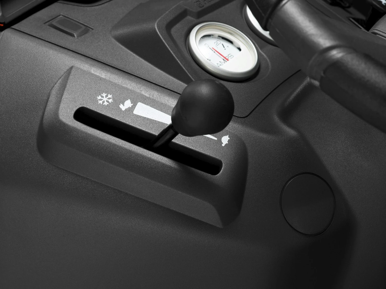 Husqvarna Gartentraktor TC 139T 3 Husqvarna Gartentraktor TC 139T – Bild 3